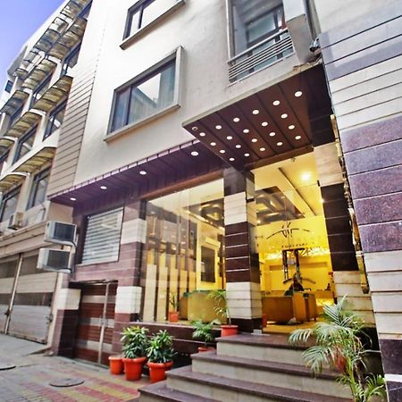 Hotel Royals Grand Galaxy Amritsar Buitenkant foto