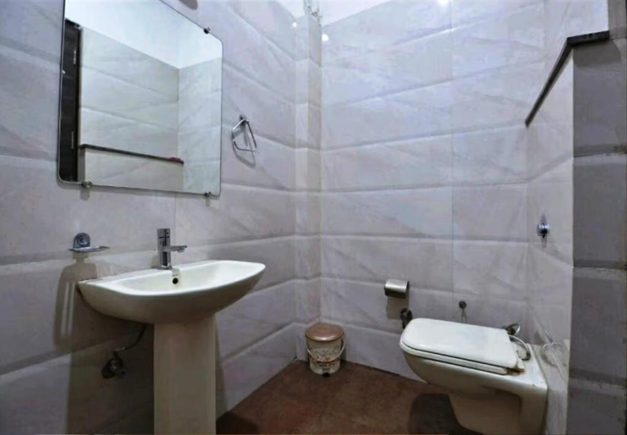 Hotel Royals Grand Galaxy Amritsar Buitenkant foto